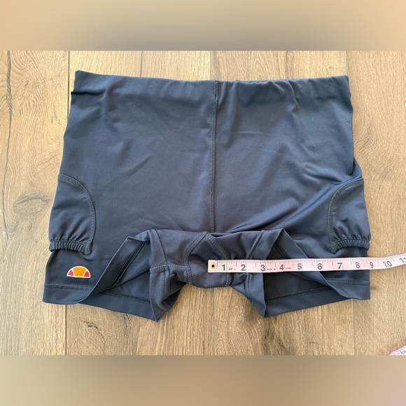 Ellesse Tennis Shorts Gray Size 10 - Picture 6 of 9